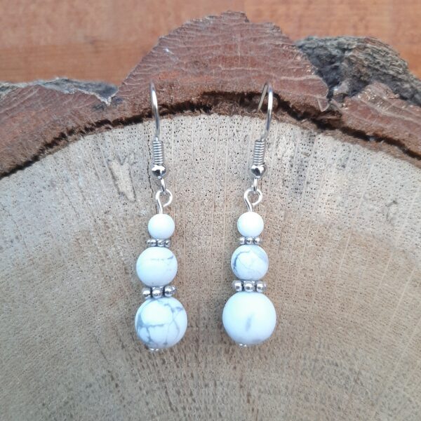 White & Grey Howlite